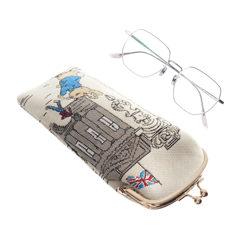 Peter Rabbit Rabbit With Glasses Victorian Peter Rabbit ™ Glasses Pouch | Signare Tapestry