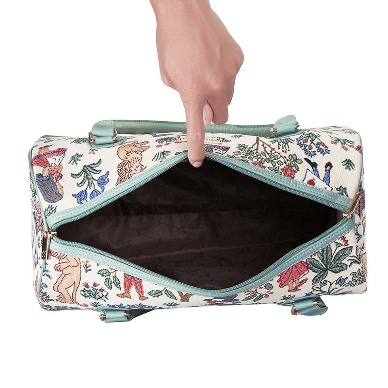 Alice in Wonderland - Travel Bag Inner Space | Signare Tapestry